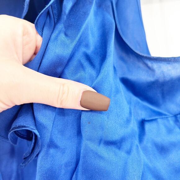 Express Women Casual Chic Silk Blend Mock Neck Ruffled Tank Top Blouse Size S - Picture 3 of 7